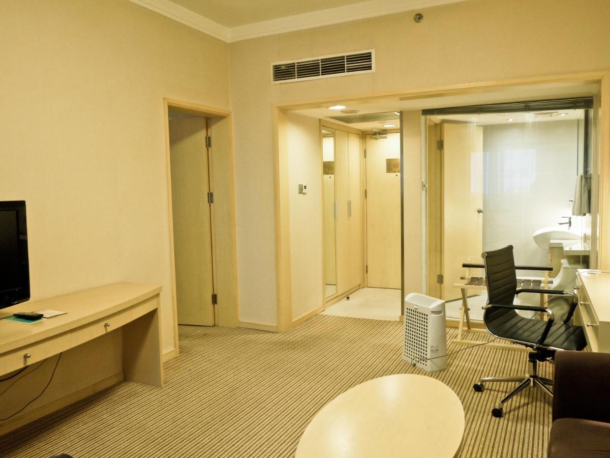Holiday Inn Downtown شانغهاي المظهر الخارجي الصورة