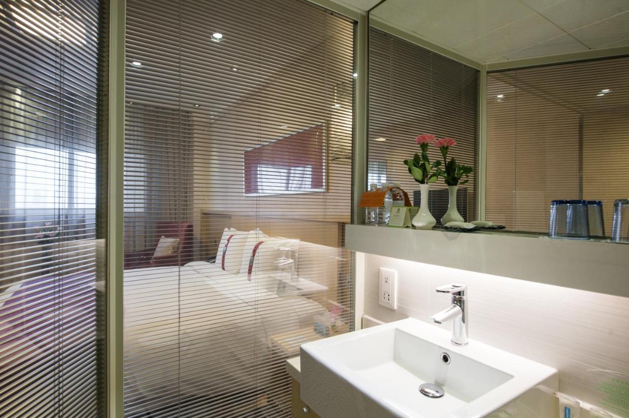 Holiday Inn Downtown شانغهاي الغرفة الصورة